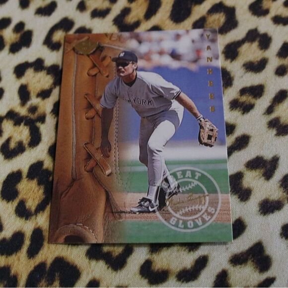 Wade Boggs 4 of 16 Baseball Card - Picture 1 of 2
